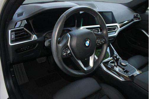 2020 BMW 330 330i