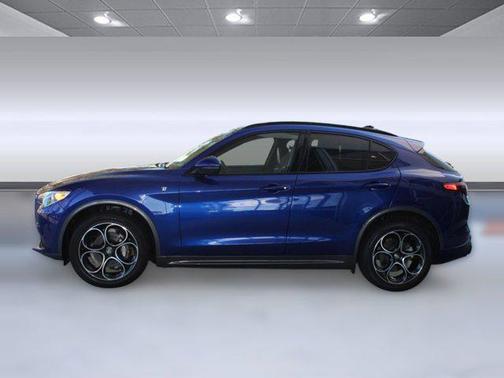 2022 Alfa Romeo Stelvio Ti