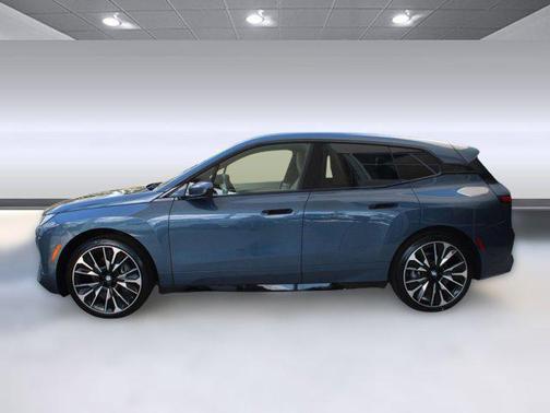 2026 BMW iX xDrive45