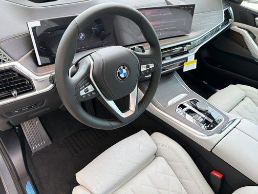 Skyscraper Grey Metallic 2026 BMW X5 sDrive40i