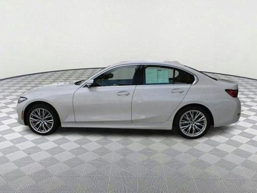 2024 BMW 330 i