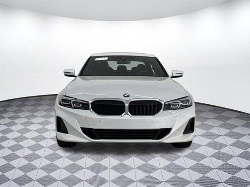 2024 BMW 330 i