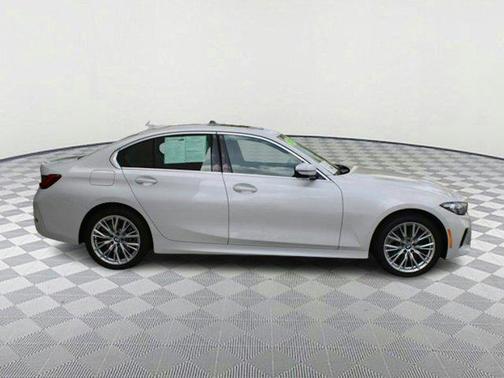 2024 BMW 330 i