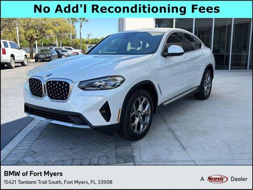 Mineral White Metallic 2022 BMW X4 xDrive30i