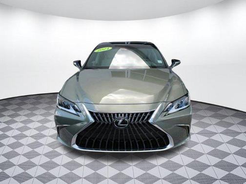 2024 Lexus ES 350 Luxury