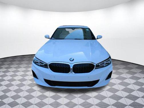 2025 BMW 330 i
