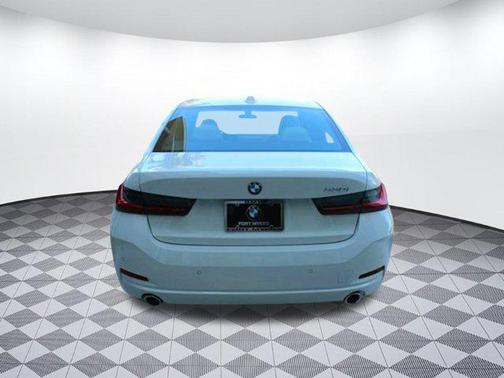 2025 BMW 330 i