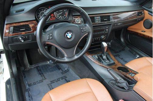 2011 BMW 335 335i