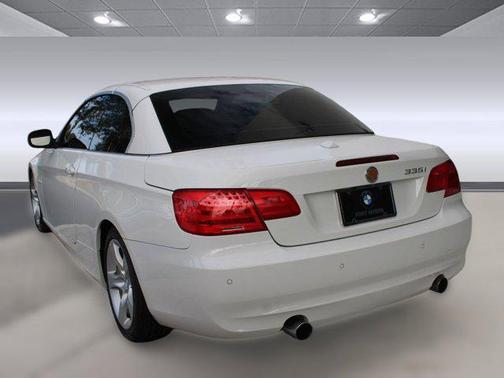 2011 BMW 335 335i
