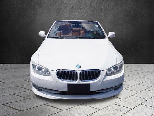 2011 BMW 335 335i