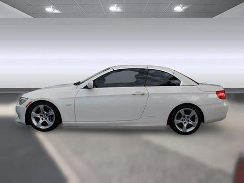 2011 BMW 335 335i