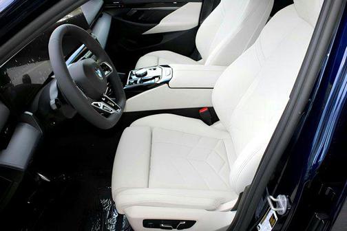 2026 BMW 530 i