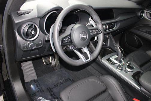 2024 Alfa Romeo Stelvio Veloce AWD