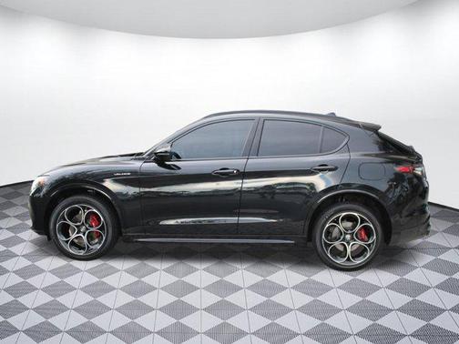2024 Alfa Romeo Stelvio Veloce AWD