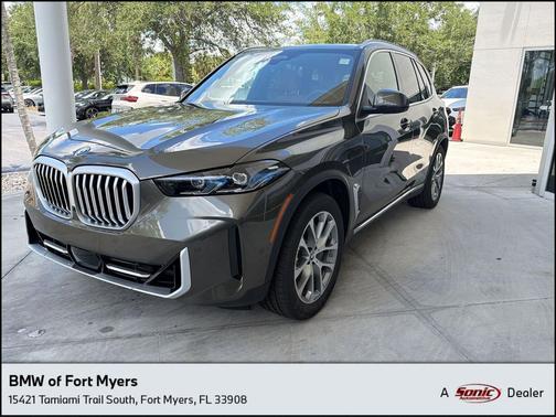 Manhattan Green Metallic 2026 BMW X5 PHEV xDrive50e