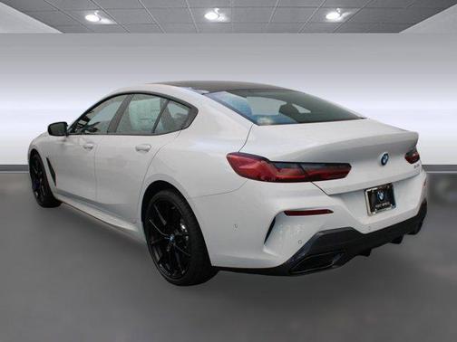 2026 BMW 840 i