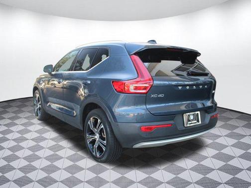 2022 Volvo XC40 T5 Inscription