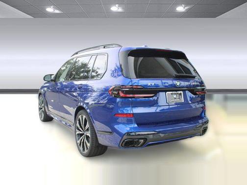 2026 BMW X7 M60i
