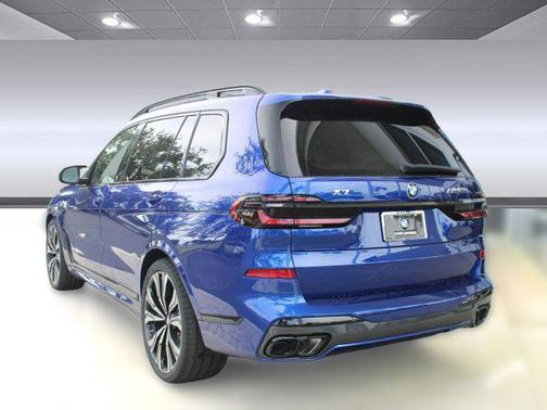 2026 BMW X7 M60i