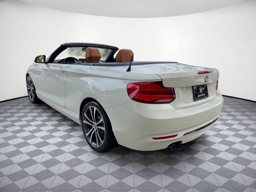 White 2018 BMW 230 230i