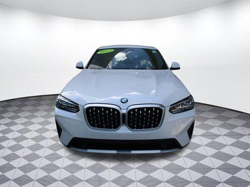 2023 BMW X4 xDrive30i
