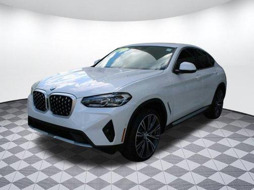 2023 BMW X4 xDrive30i
