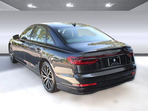 2023 Audi A8 L 55 TFSI quattro Tiptronic