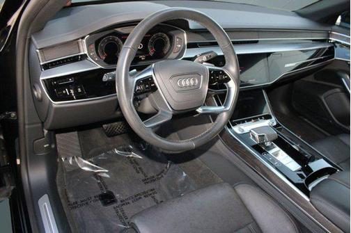 2023 Audi A8 L 55 TFSI quattro Tiptronic