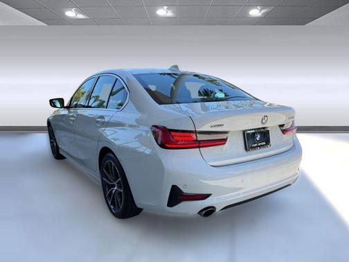 White 2019 BMW 330 xDrive