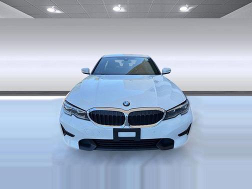 White 2019 BMW 330 xDrive