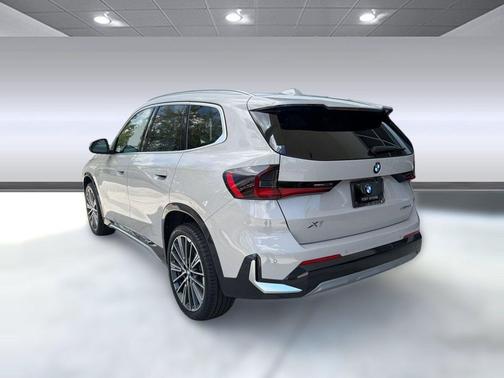 Dune Grey Metallic 2026 BMW X1 xDrive28i