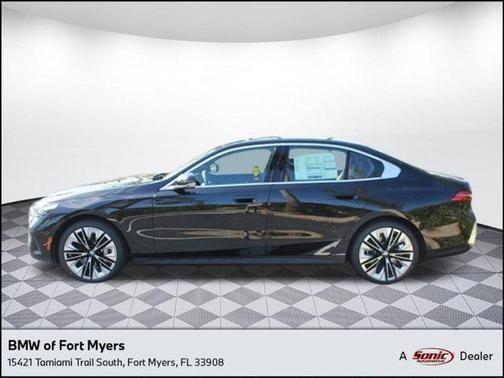 2025 BMW 530 i