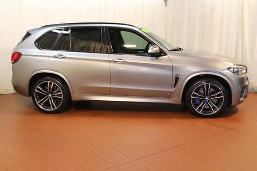 Photo 2 of 43 of 2017 BMW X5 M Base