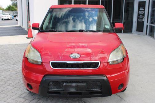 2011 Kia Soul +