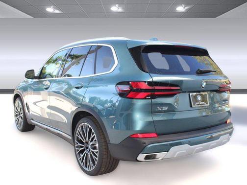 2026 BMW X5 sDrive40i