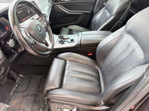 Dark Graphite Metallic 2022 BMW X5 sDrive40i