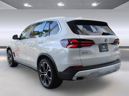 2025 BMW X5 xDrive40i