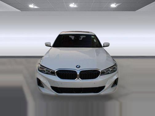 Mineral White Metallic 2026 BMW 330 330i