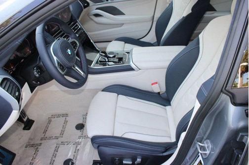 2026 BMW M850 i xDrive