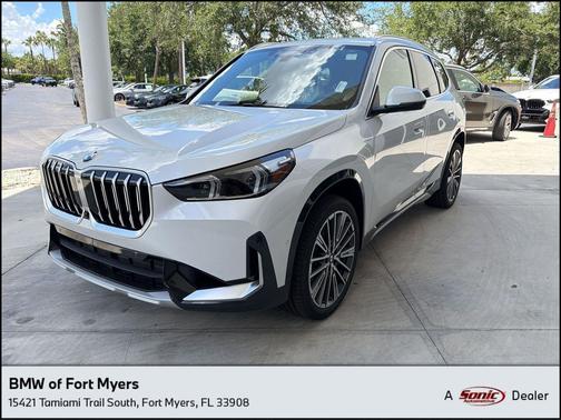 Mineral White Metallic 2026 BMW X1 xDrive28i
