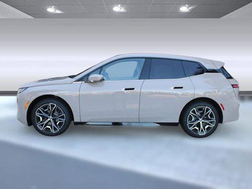 2026 BMW iX xDrive45
