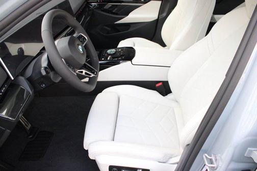2026 BMW 530 i