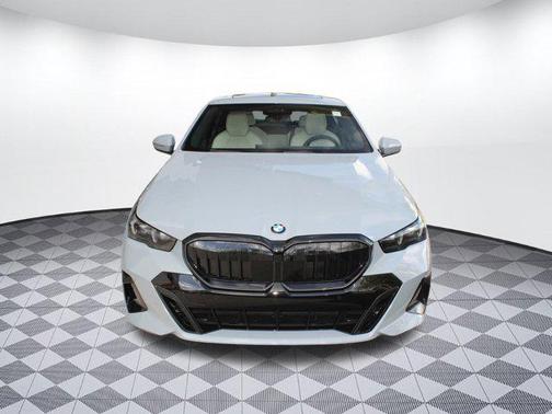 2026 BMW 530 i