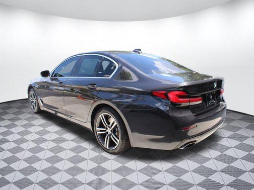 2021 BMW 540 540i