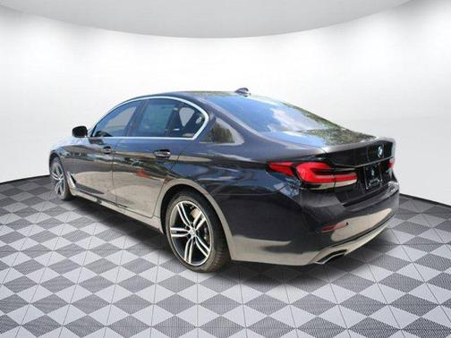 2021 BMW 540 540i