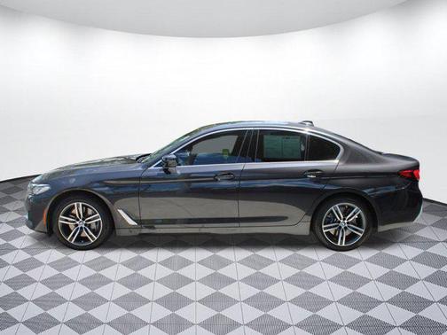 2021 BMW 540 540i