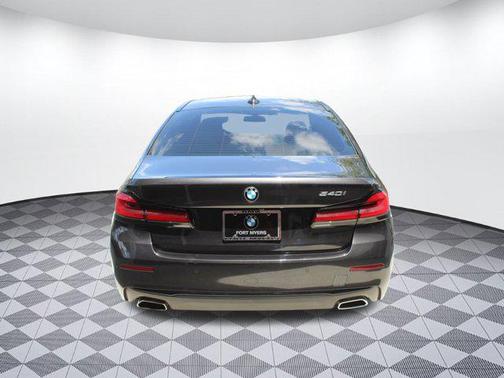 2021 BMW 540 540i
