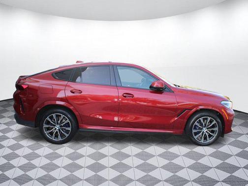 2022 BMW X6 xDrive40i