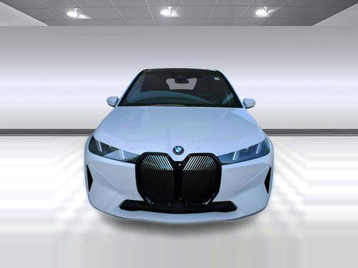 2026 BMW iX xDrive60