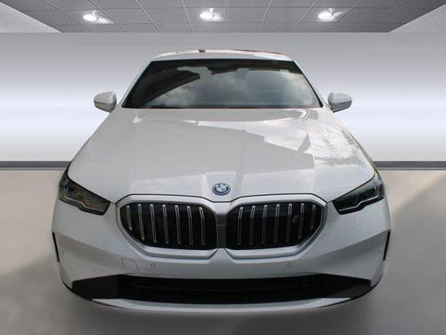 2024 BMW i5 eDrive40